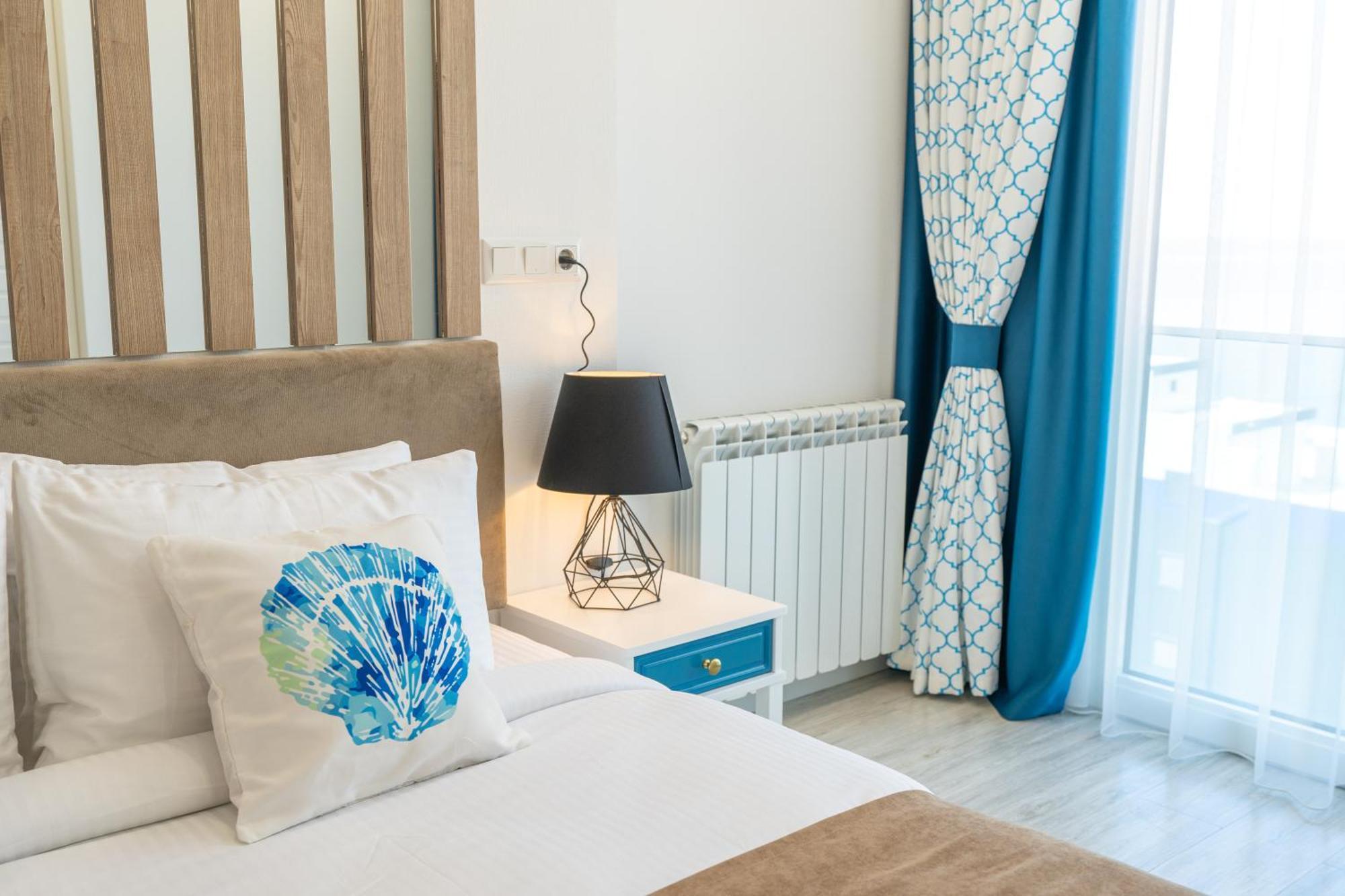 Seagull Beachfront Boutique Hotel Batoemi Kamer foto